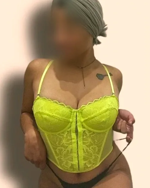 Emma, 27 años
